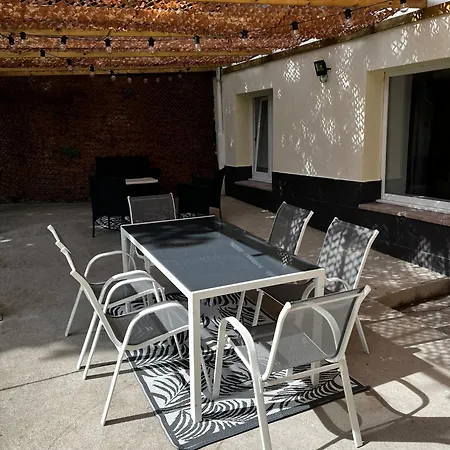 Jardin En El Centro Catedral Oviedo